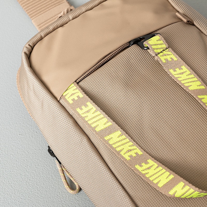 NIKE Advance hip pack - sportovní taštička ledvinka