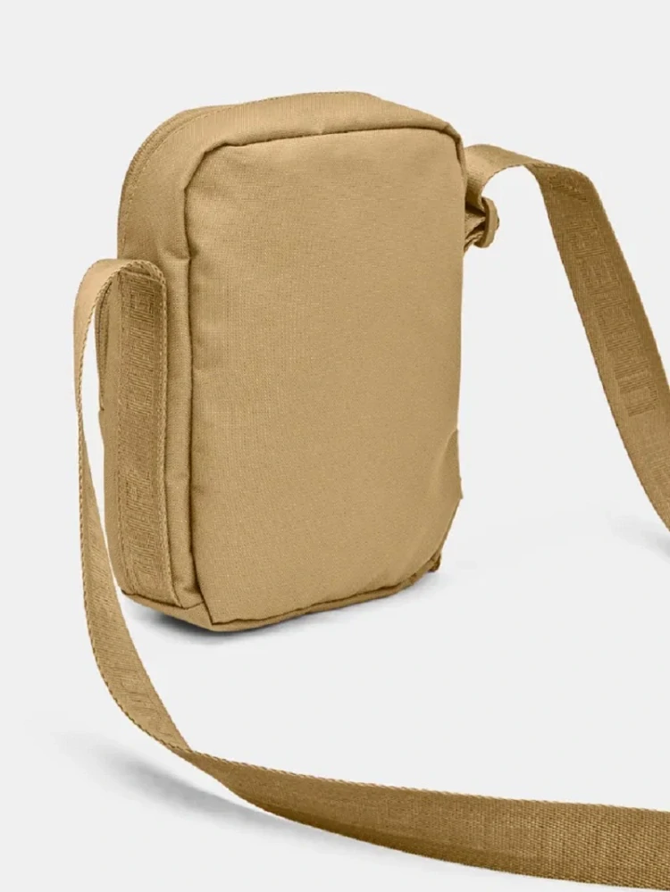 Under Armour CROSSBODY Essential Lite světle hnědá