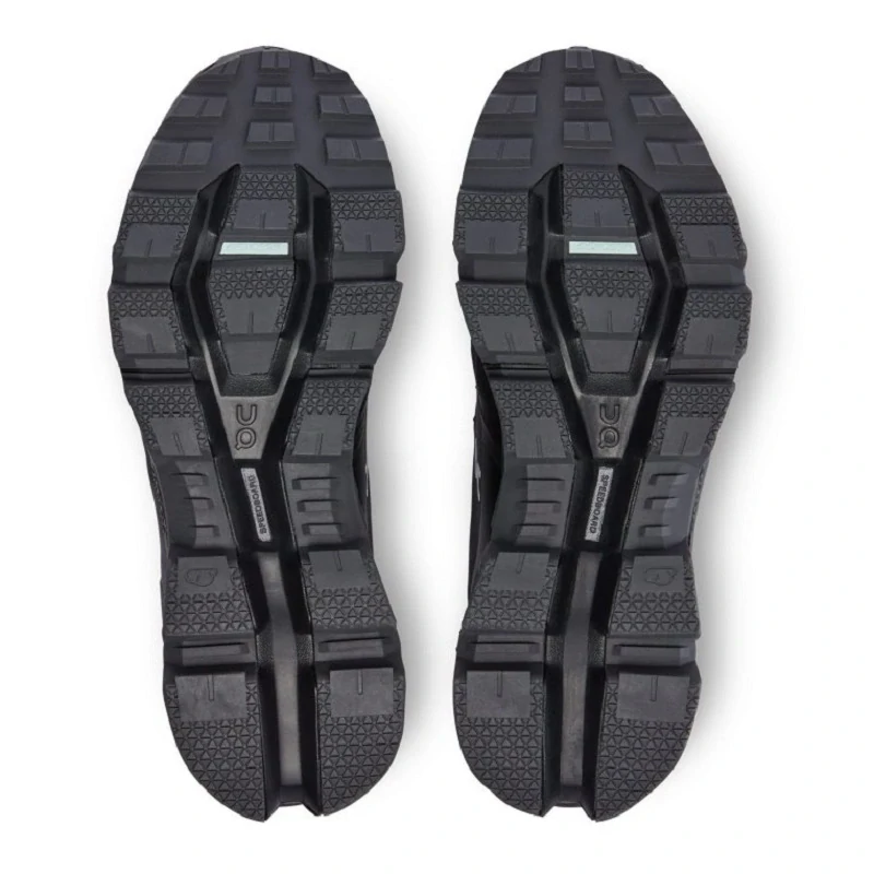 ON CLOUDWANDER WATERPROOF black dámské sportovní boty 