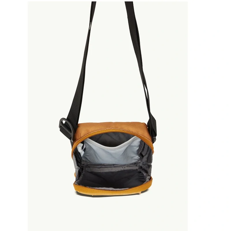 Jack Wolfskin mini crossbody KONYA BAG karamelová