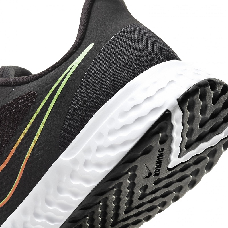 Nike Pánské běžecké boty REVOLUTION 5